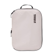 Saculet de depozitare Thule Compression Packing Cube mediu, alb